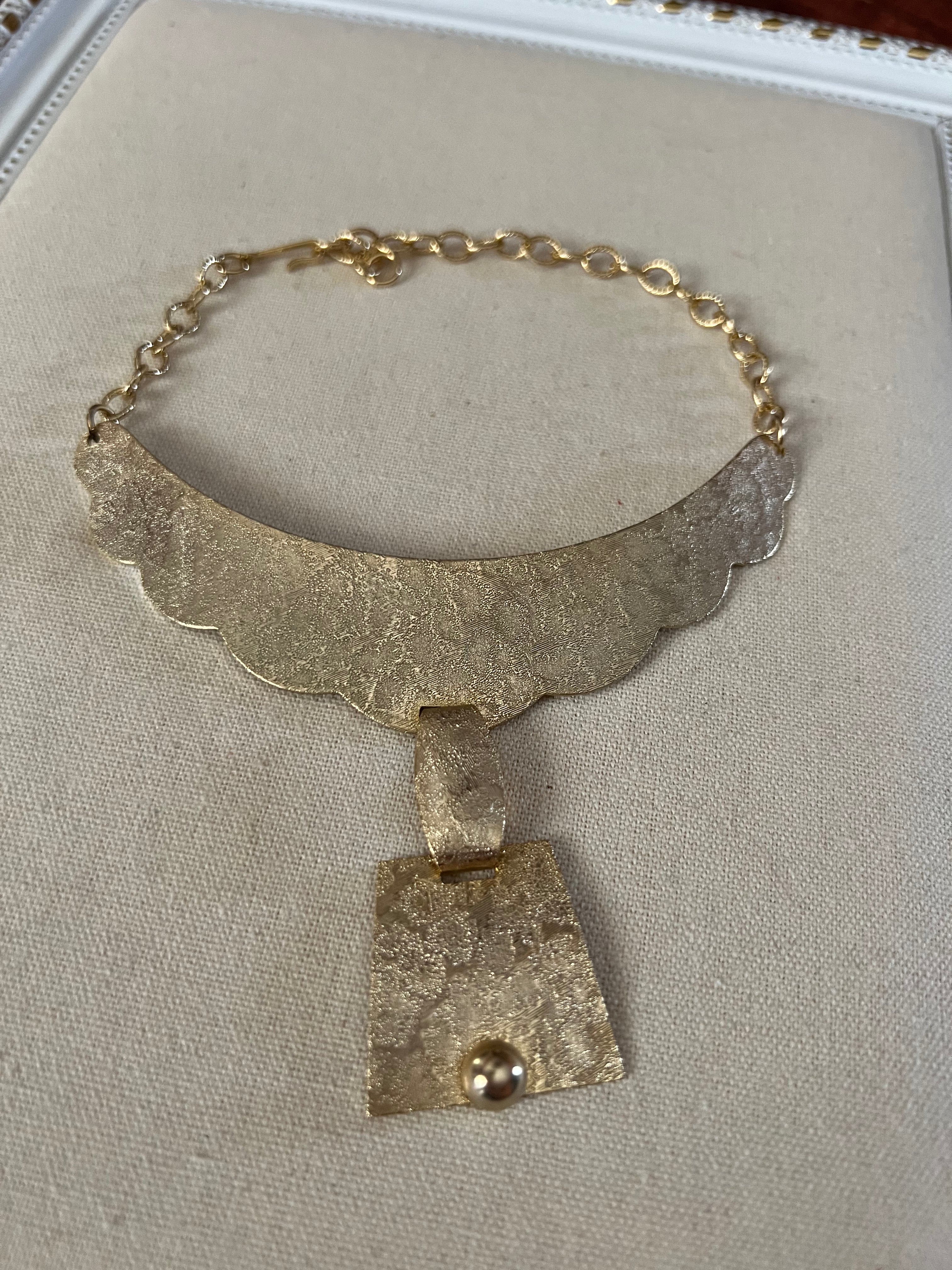 Vintage Gold Choker Necklace