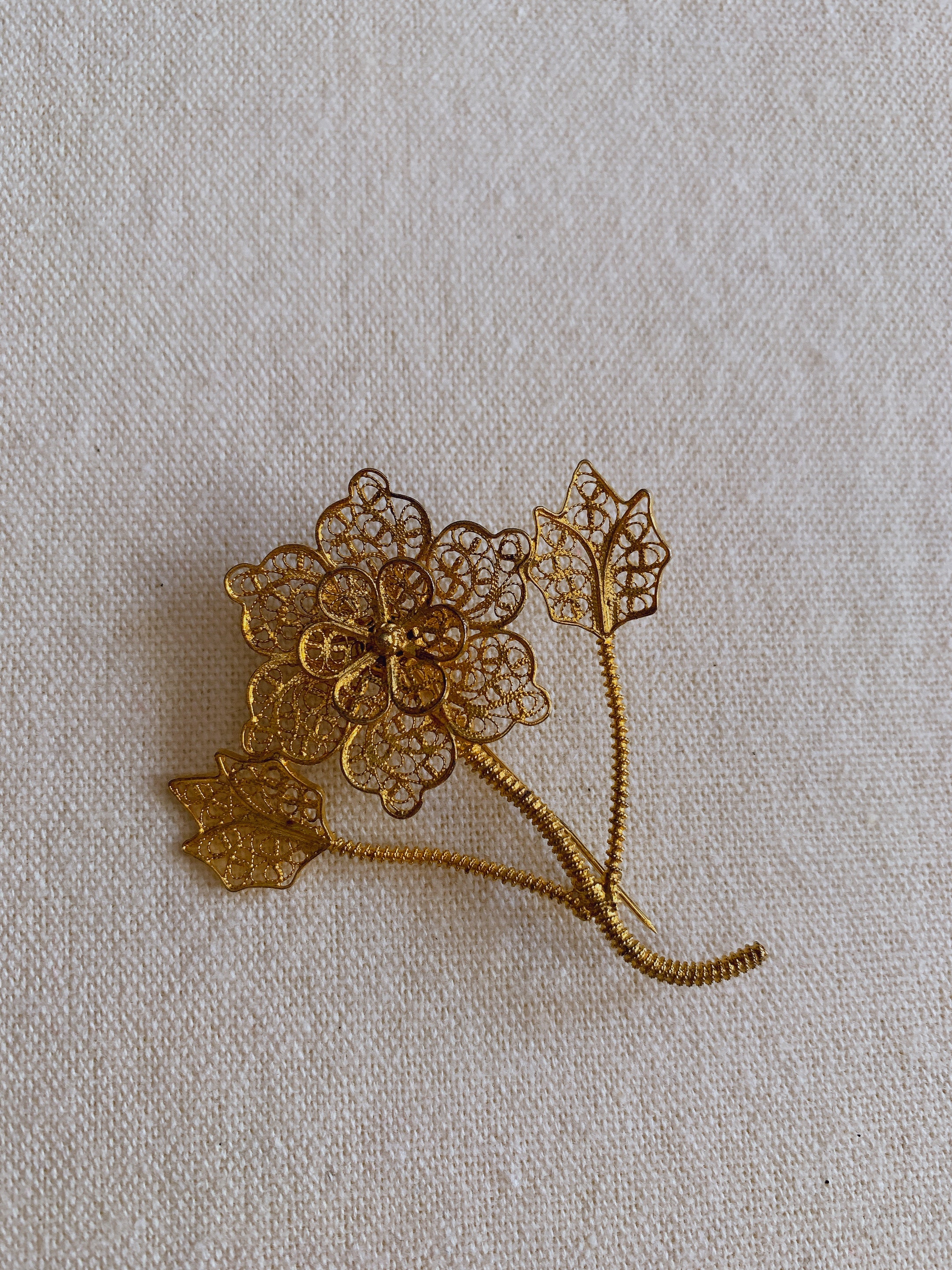 Vintage Flower Brooch/Pin