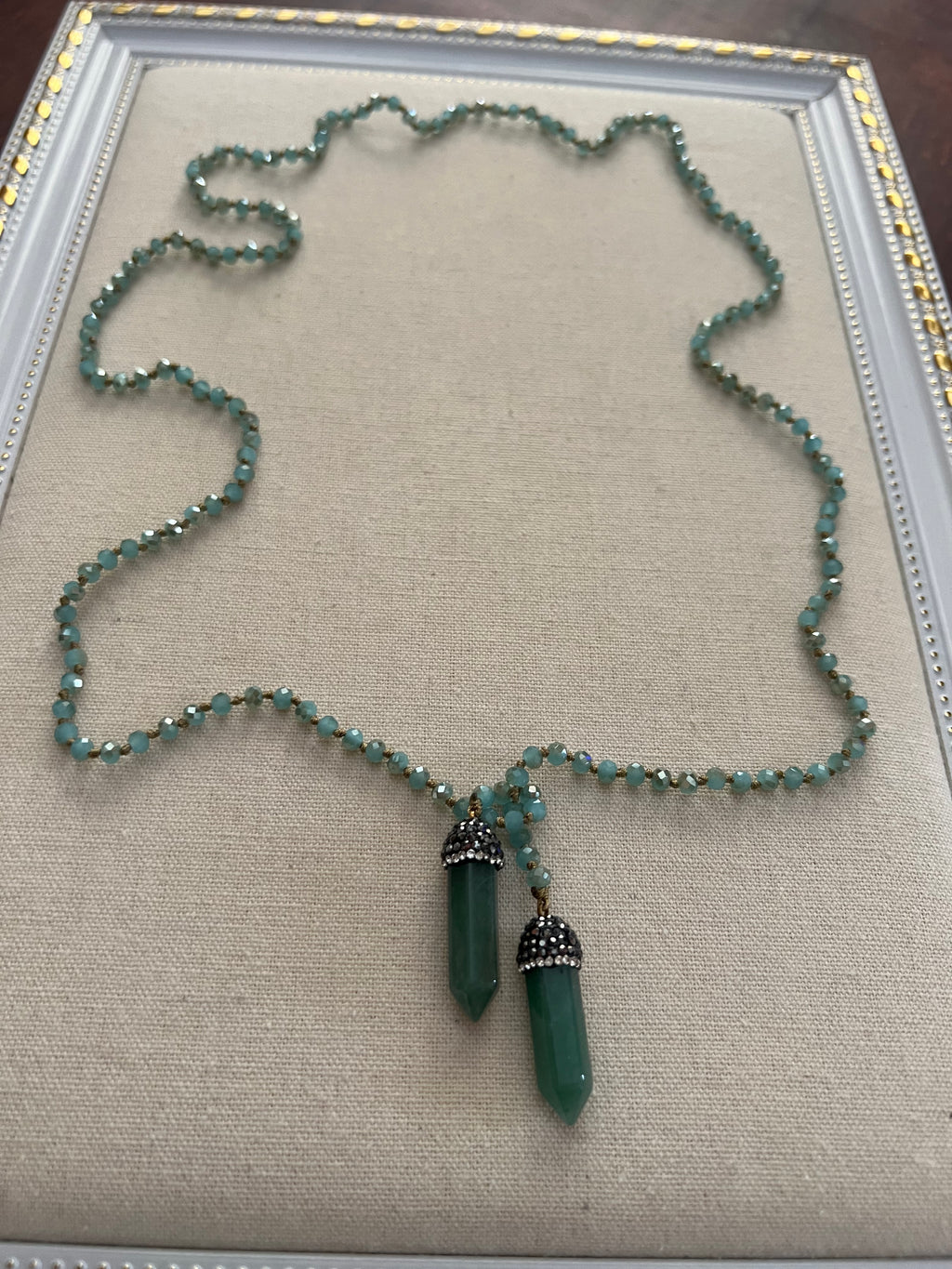 Perfect Set Beaded Necklace