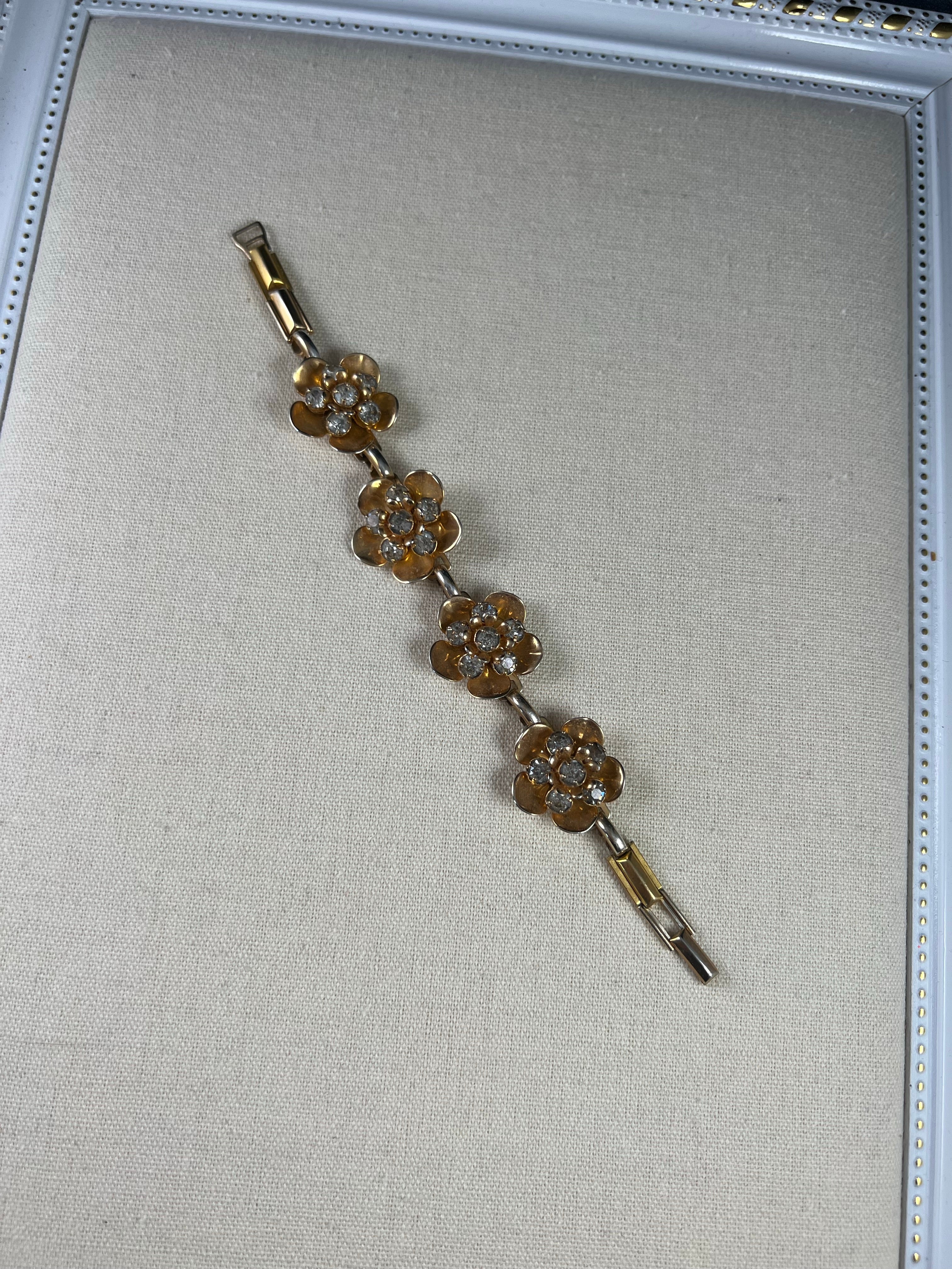 Vintage Flower Golden Charm Bracelet